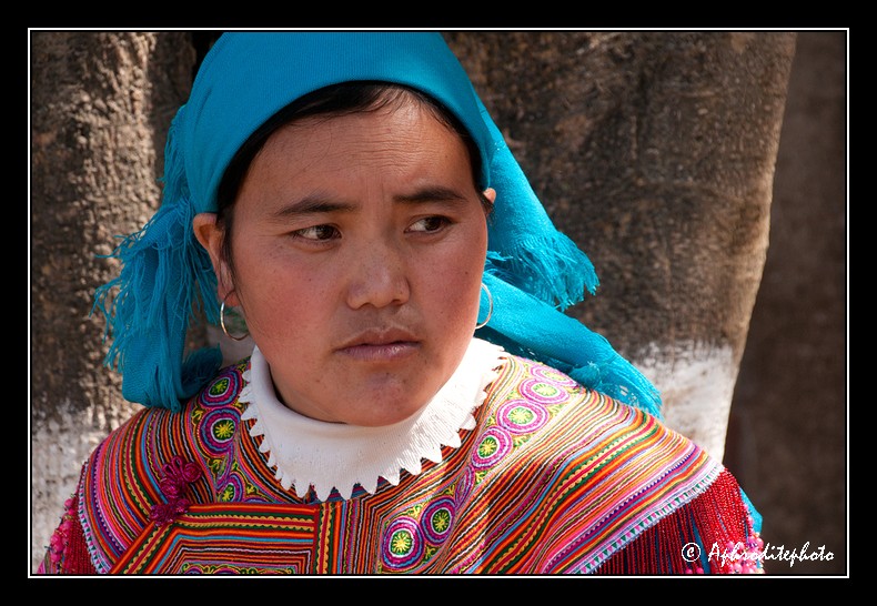 16 Hmong's portraits